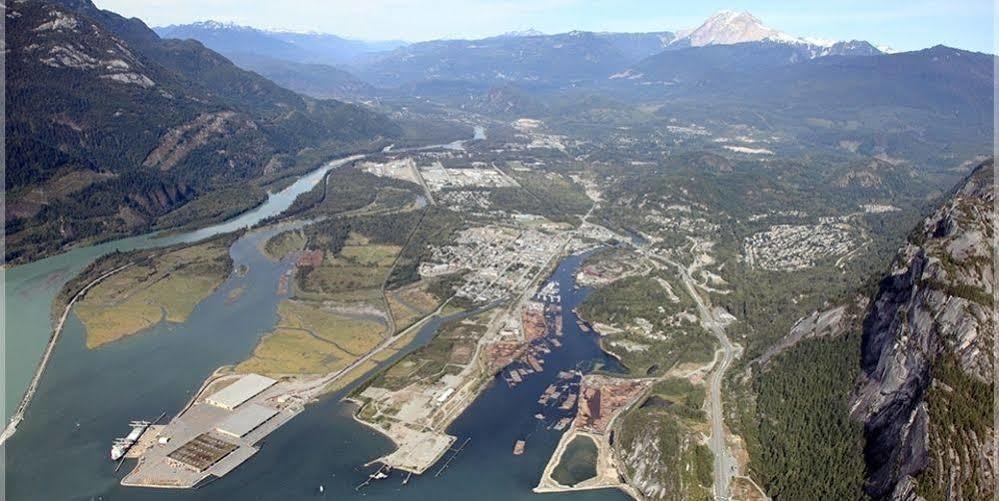 Hotel Hotel Squamish 3*